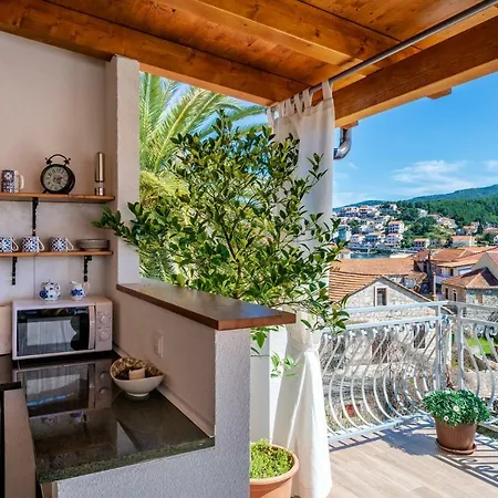 Bepo Jelsa (Hvar)